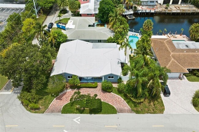 Photo - 2801 NE 59th St