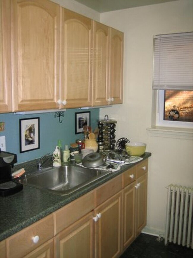 Photo - 8320 Roanoke Ave Unidad 2