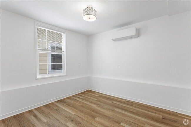 Building Photo - 1443 Stanton St Unit 1443 Stanton St. #4 - LU Rental