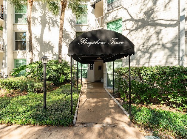 Welcome to your dream condo on BayShore Blvd! - Welcome to your dream condo on BayShore Blvd!