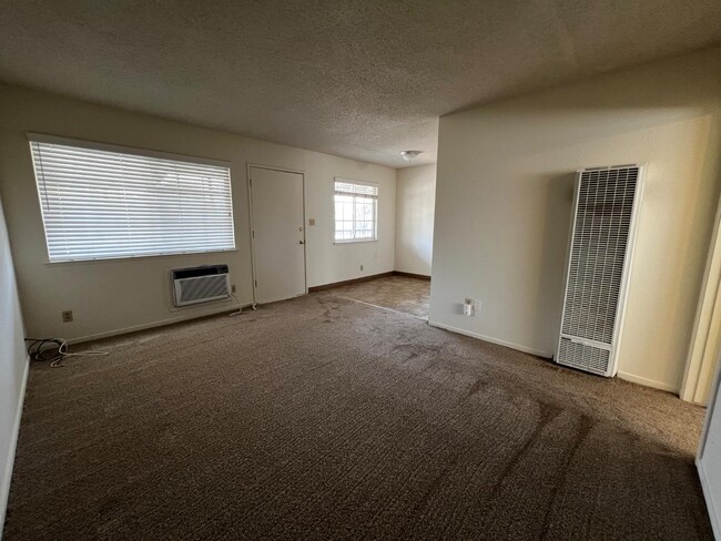 Photo - 908 Nevada St