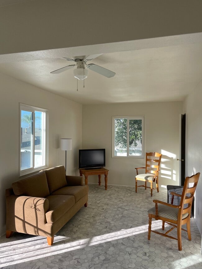 Photo - 4400 N Lakewood Blvd