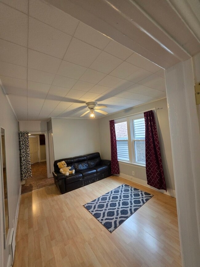 Photo - 3419 W Beach Ave