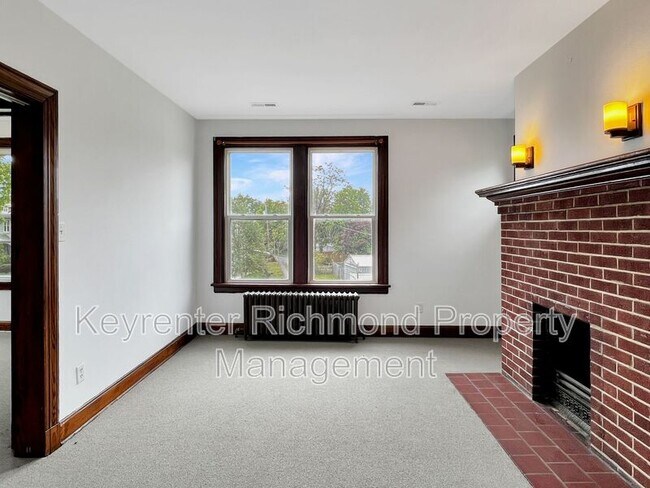 Photo - 2806 Hawthorne Ave Unit 2