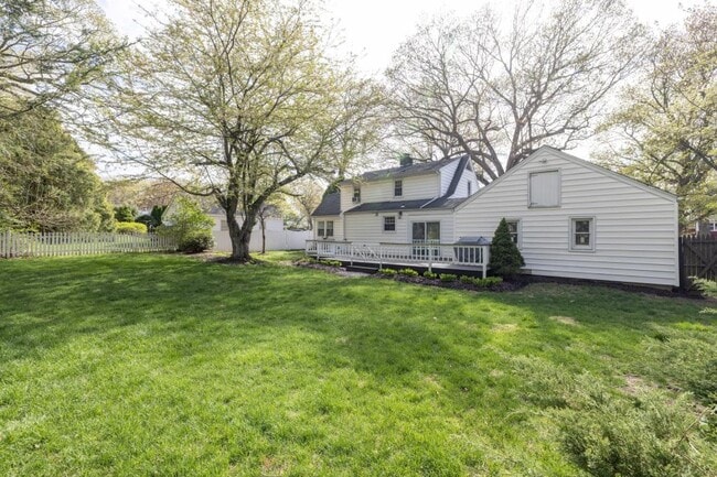 Photo - 5 Lindenwoods Rd