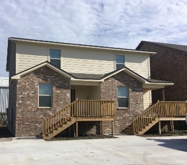 Photo - 1307 Oil Center Dr