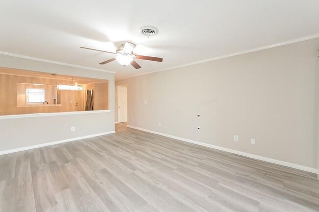 Photo - 2505 W Broad St Unit 122