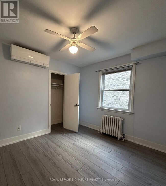 Photo - 1089 Broadview Ave