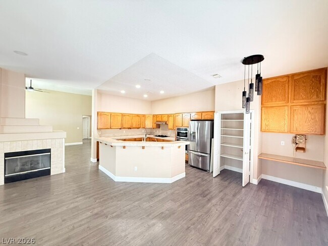 275 Macsnap Ave