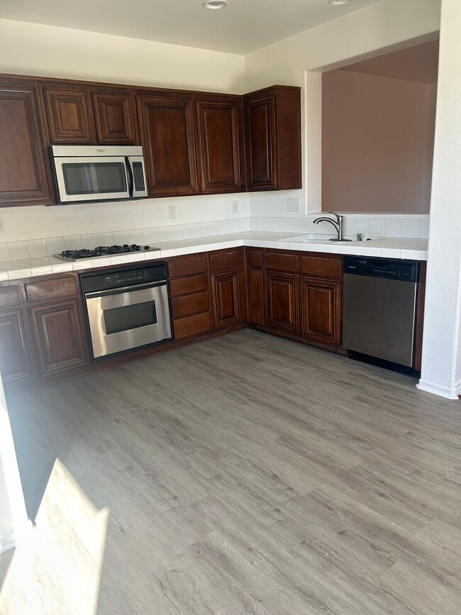 Photo - 4BR/2.5BA Townhouse with a view