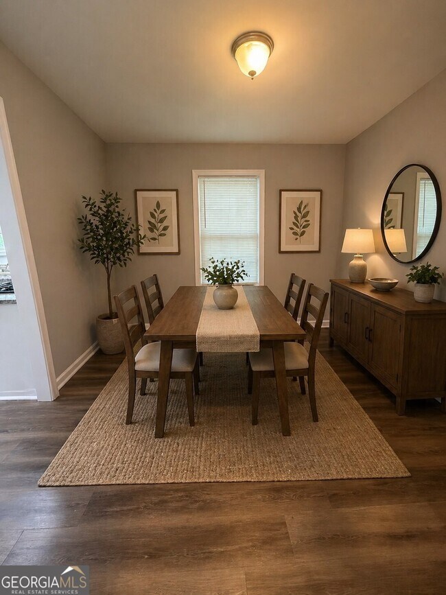 Photo - 6255 Creekford Ln
