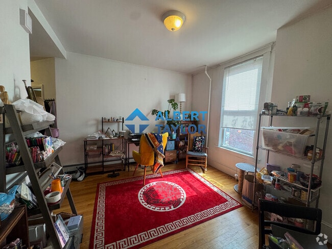 Building Photo - 38 Newton St Unit 1 Rental