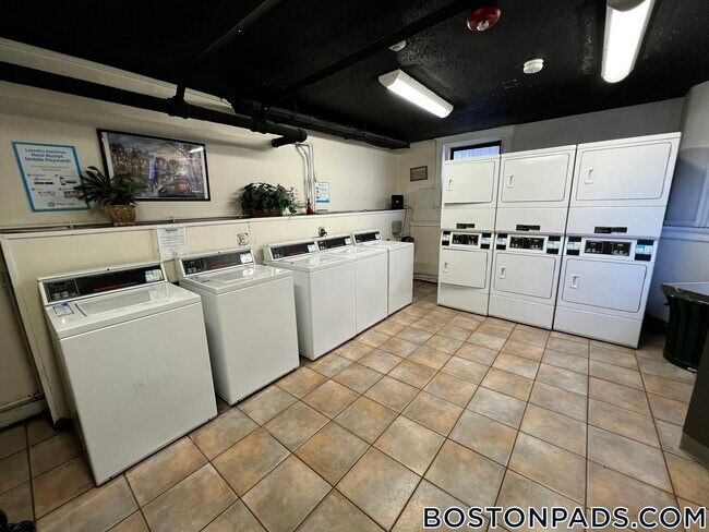 Photo - 518 Cambridge St Unit 7A