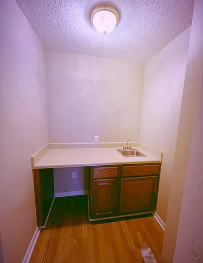 Photo - 21899 Williamsburg Dr