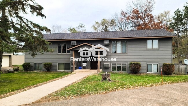 Building Photo - 708 8th St N Rental