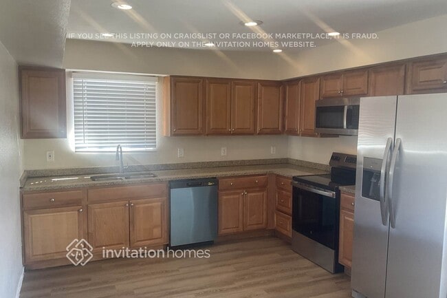 Photo - 11814 N 30th Dr