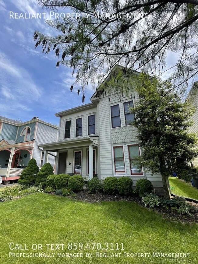 Photo - 3 Bedrooms, 2 baths. Downtown Lexington be...