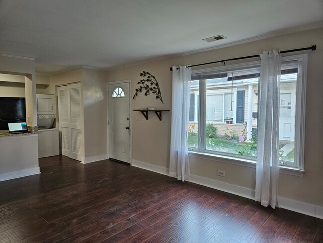 Photo - 1571 Cove Dr Unidad Ranch Style Condo For Ren