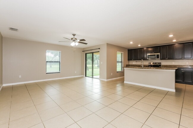 Photo - 7014 Redbay Dr
