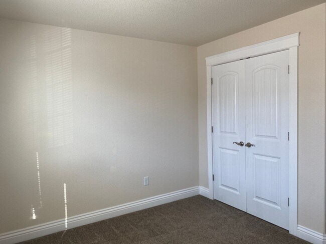 Photo - 3803 Victoria Dr Unit A