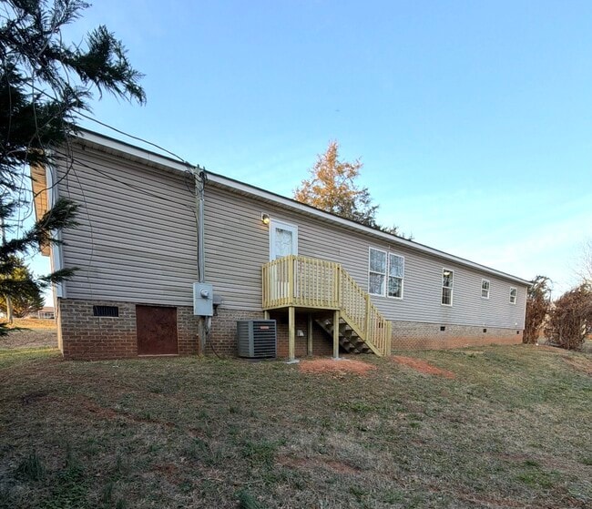 Photo - 796 Breazeale Rd