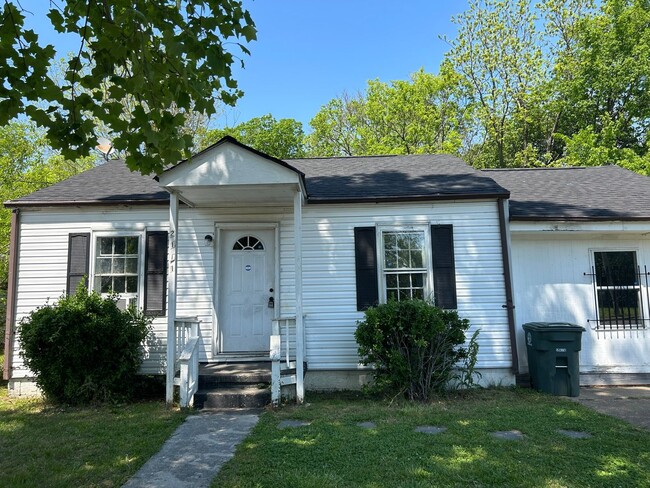 3 bed 1 bath home - 3 bed 1 bath home