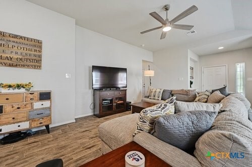 Photo - 155 Lyndon Dr