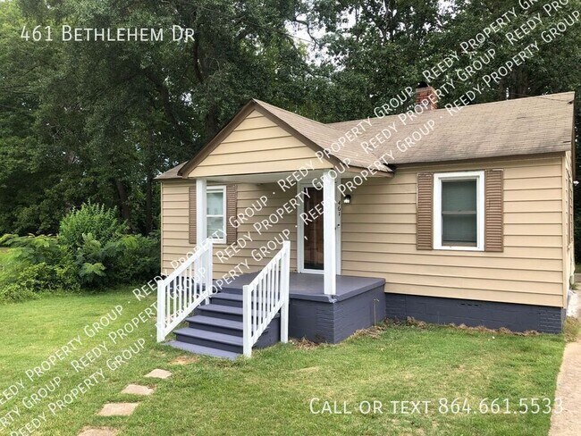 Photo - 461 Bethlehem Dr House