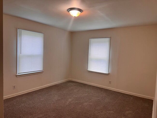 Photo - 1510 Sloan St