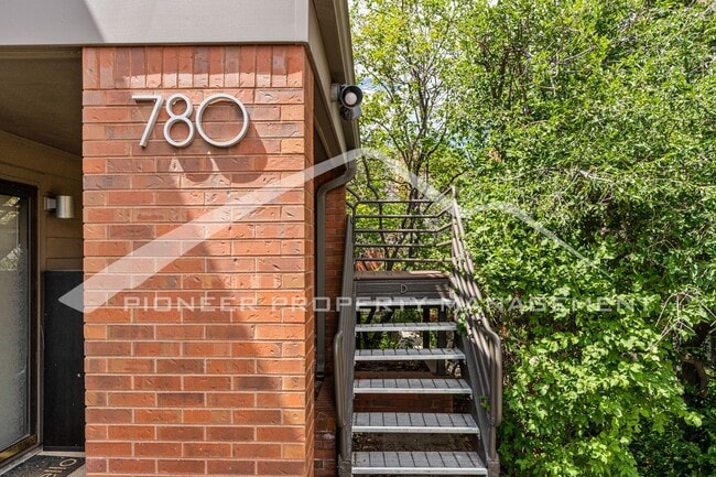 Photo - 780 Walnut St