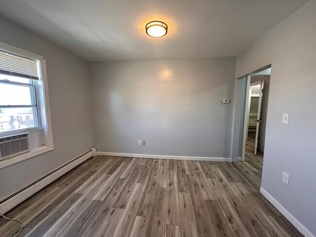 Photo - 65 Brayton Ave Unit 3