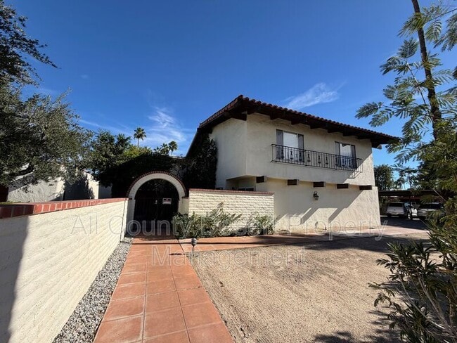 Photo - 550 El Cielo Rd Unit 2