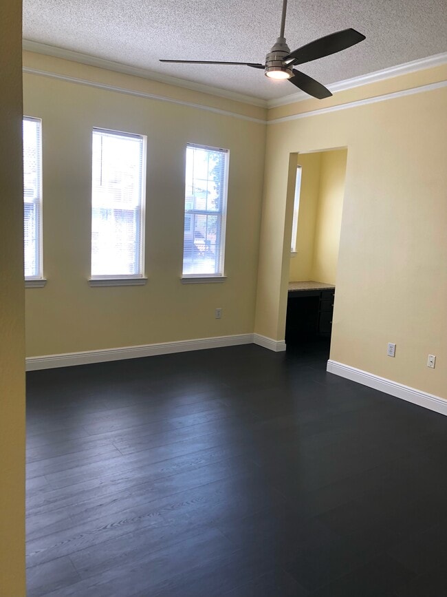 Photo - 12025 Villanova Dr Unit 10