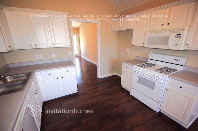 Photo - 1454 Forest Path Ln