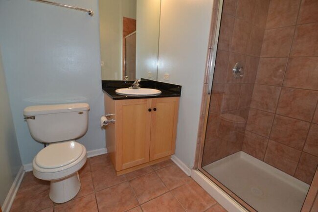 Photo - 1734 W North Ave Unit J00P