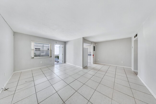 Building Photo - 801 Meridian Ave Unit # 2F Rental