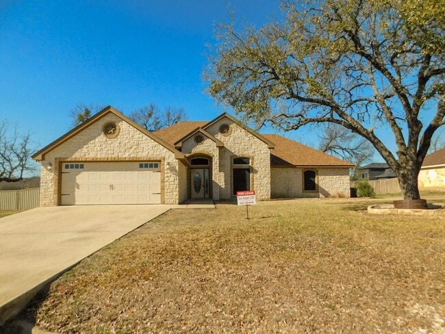 Building Photo - Available NOW!!!! This beautiful 1 story, 3 bedroom, 2 bath, two car garage with garage door open...