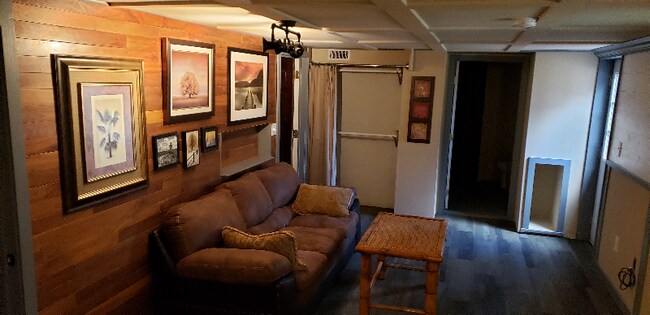 1450 Utils Inc Unit 1br