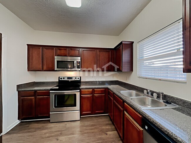 Photo - 600 Pemberton Dr
