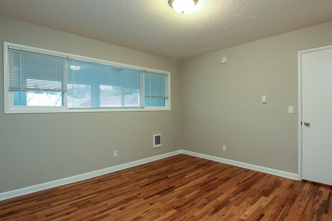 Photo - Raleigh Heights