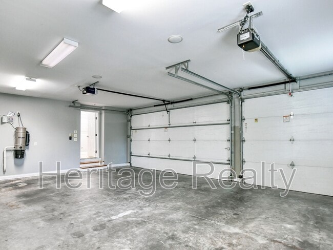 Photo - 1856 Greywell Rd