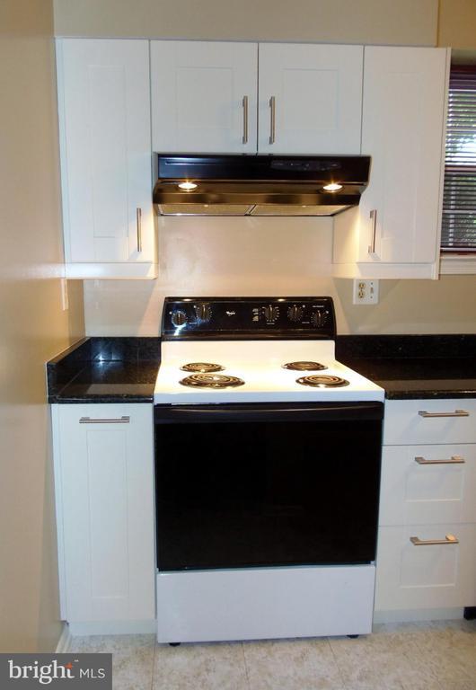 Building Photo - 14934 Cherrywood Dr Rental