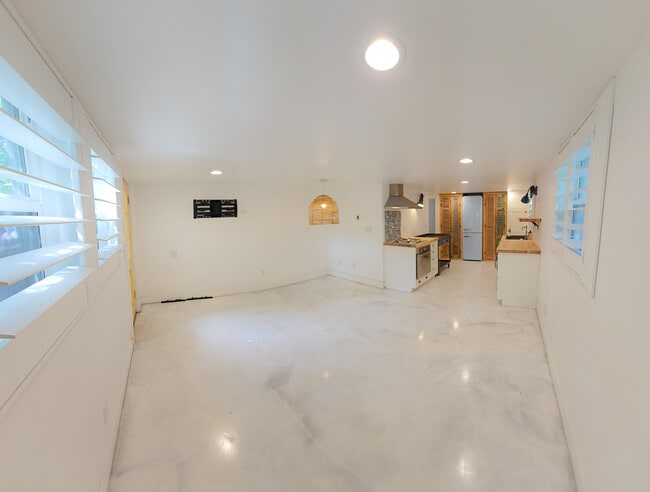 Photo - 197 Boulevard St Unit 2