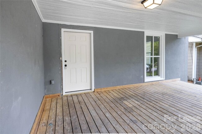 609 W Liberty St