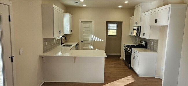 Photo - 3758 Tranquility St