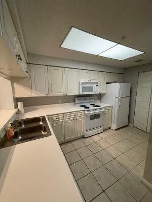 Photo - 3022 Alcazar Pl Unit 103