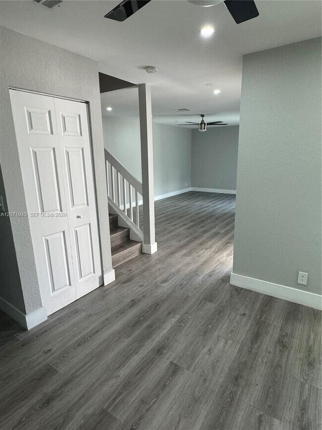 2528 NW 99th Ave