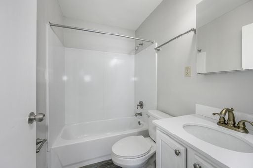 Building Photo - 3505 Telford St Unit 9