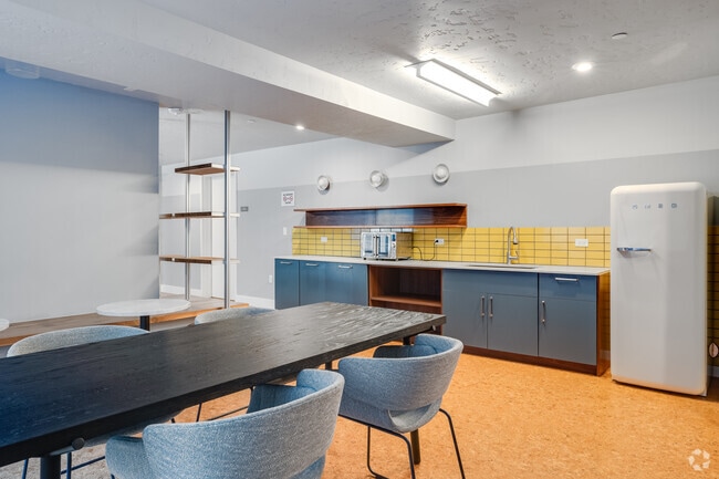 Casa club - The B Side