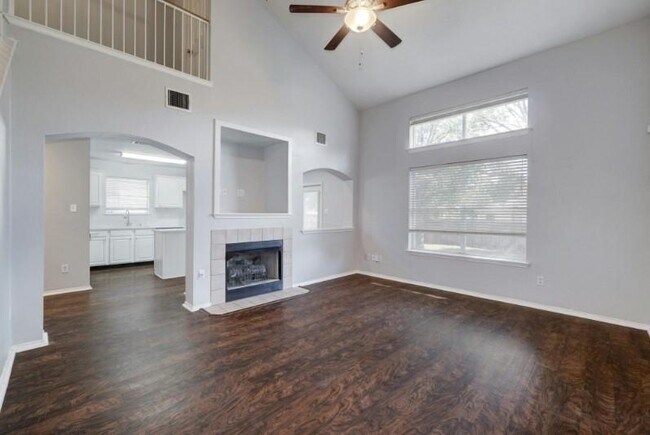Photo - 1017 Doras Dr